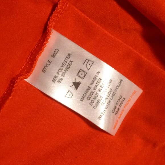 Santa’s Treasures Red Long Sleeve Tee Holiday Martinis Women’s Medium - Picture 9 of 9